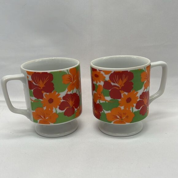 Pair of Vintage Bright Floral Footed Mugs - Picture 6 of 6